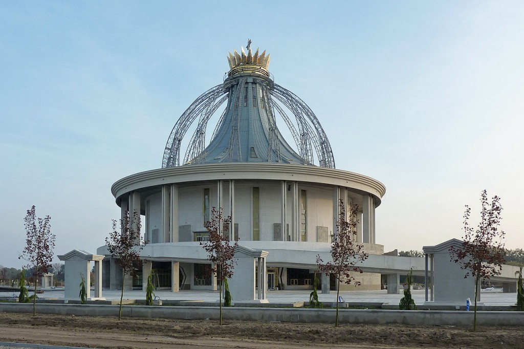 Kościół Maryi Gwiazdy Nowej Ewangelizacji i św. Jana Pawła II w Toruniu