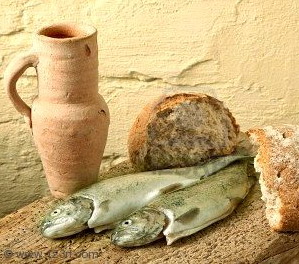 RYBY CHLEB WODA WINO