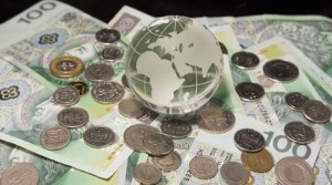 Kto-zaprojektował-polski-sys-fin