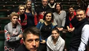 lewacy okupujący sejm