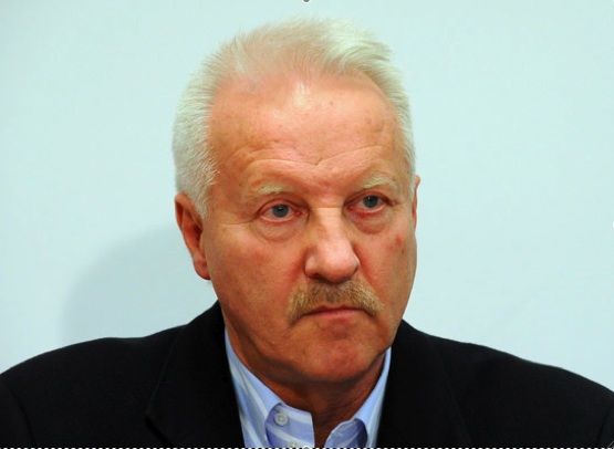 Petelicki_555_406_80